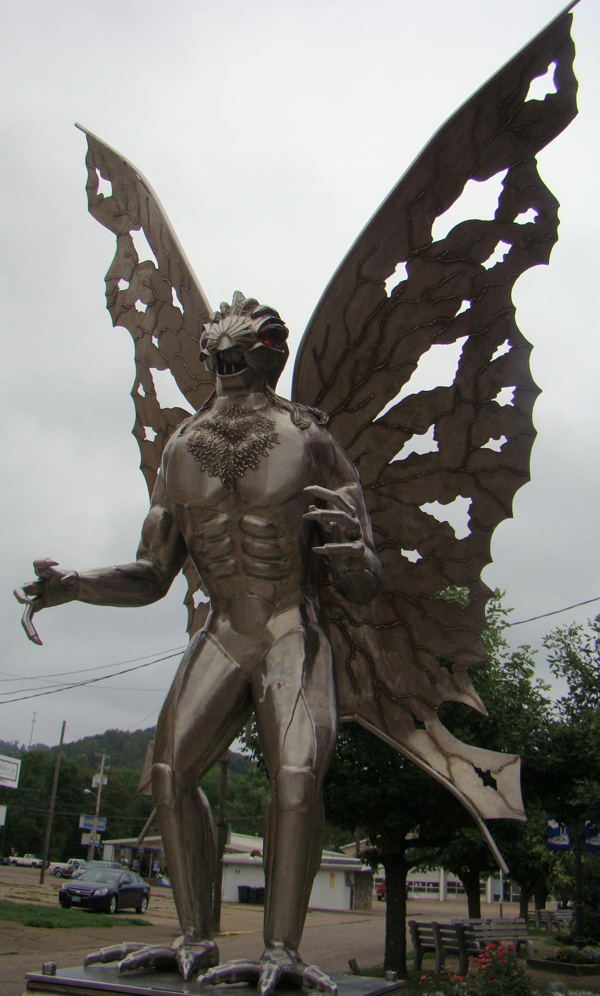 mysterious-mothman-museum-keep-your-eyes-on-the-sky-gypsy-road-trip